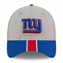 New York Giants New Era Striped 39THIRTY Flex Hat