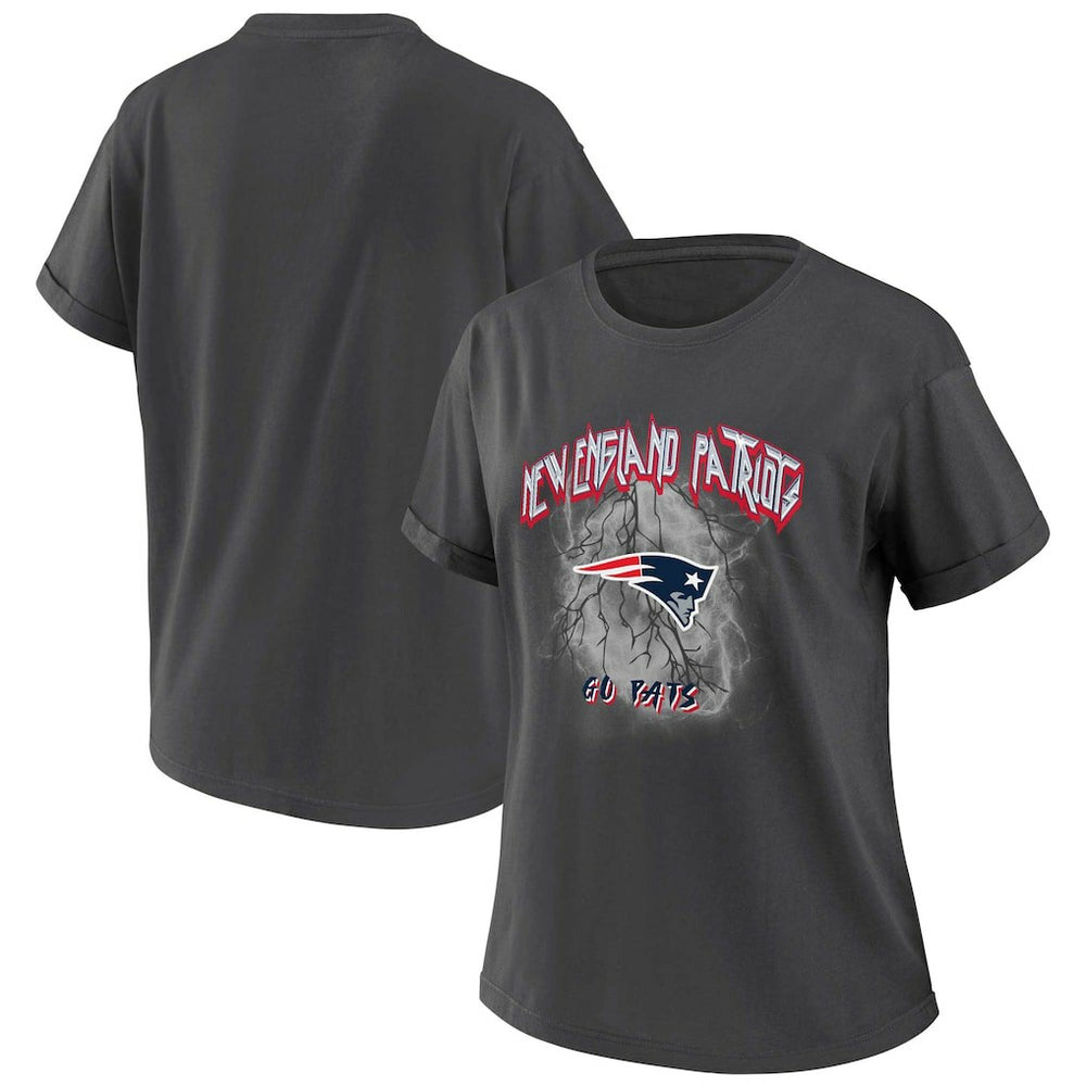 New England Patriots WEAR by Erin Andrews Women's Boyfriend T-Shirt