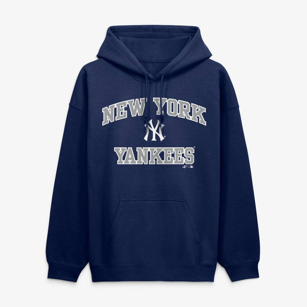 New York Yankees Logo Athletic Heart & Soul Hoodie | MLB Outlet