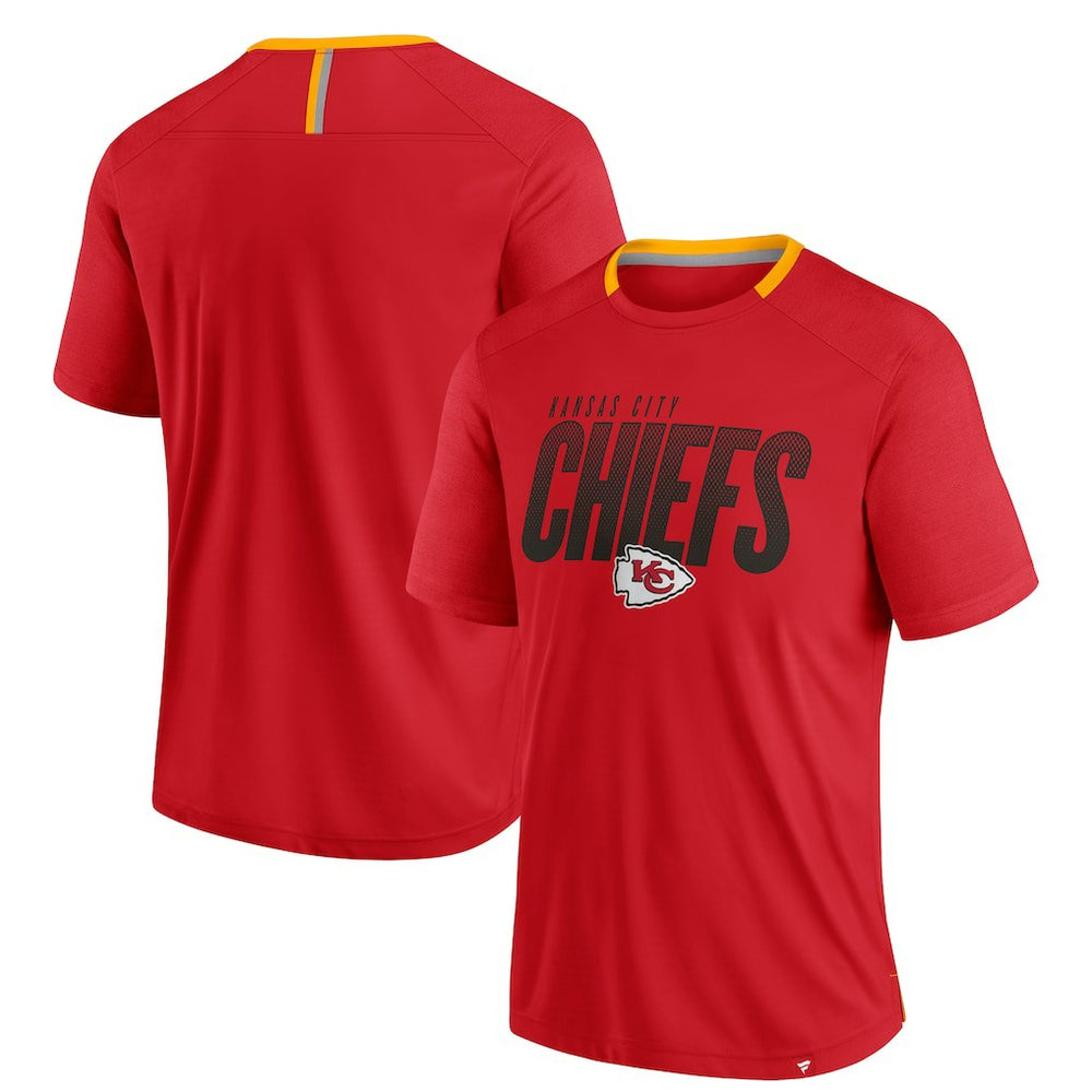 Kansas City Chiefs Fanatics Defender Fade Slant T-Shirt