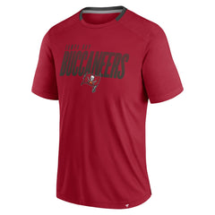 Tampa Bay Buccaneers Fanatics Defender Fade Slant T-Shirt