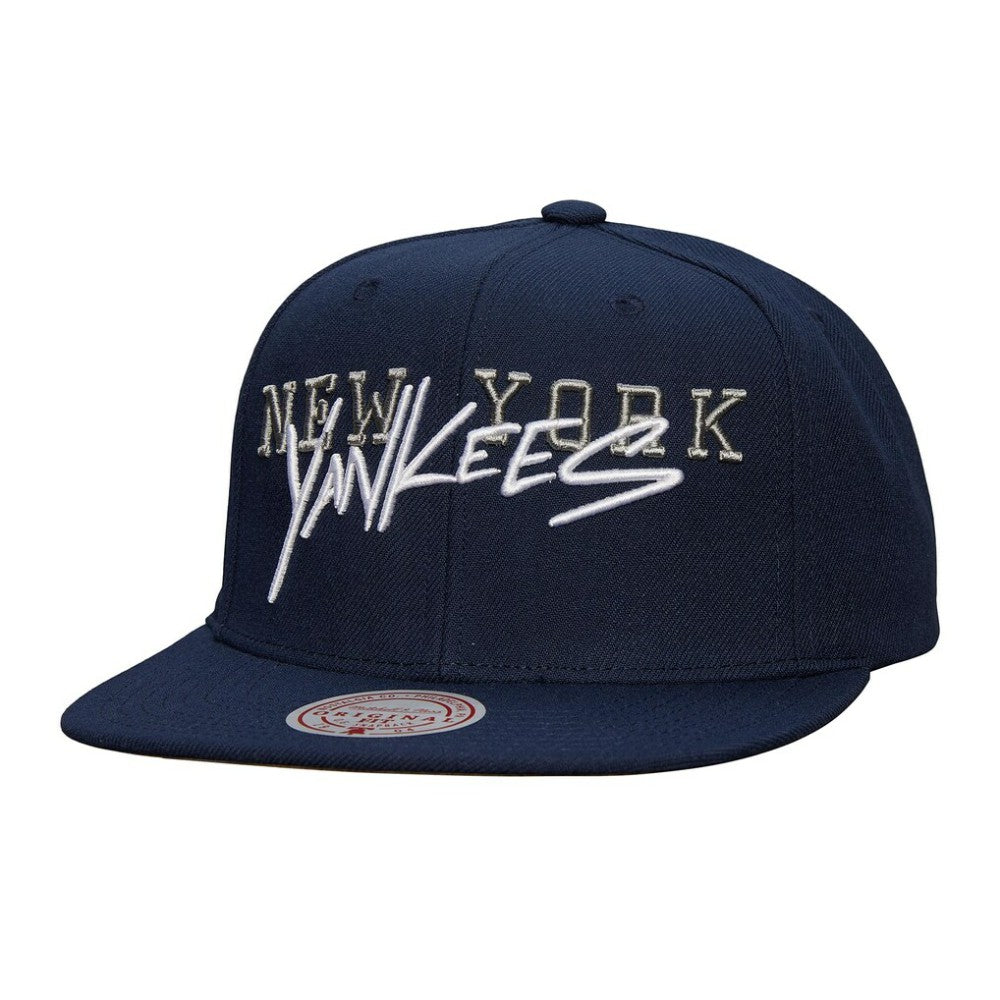 New York Yankees Mitchell & Ness Team Tagged Snapback Hat | MLB Online