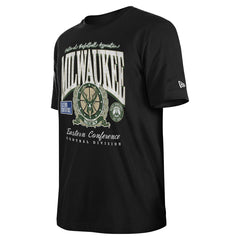 Milwaukee Bucks Unisex Oversized Essentials Boxy T-Shirt New