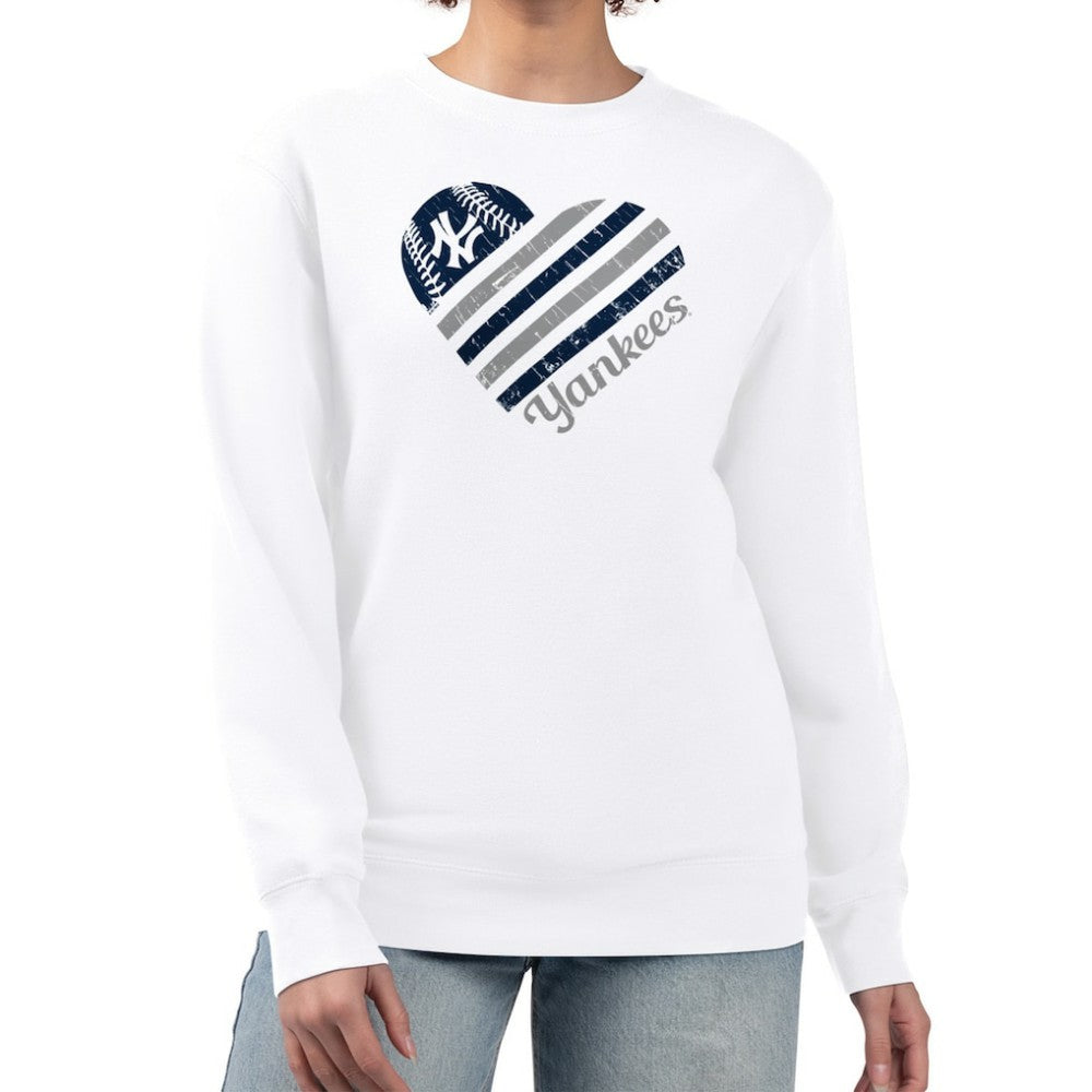 New York Yankees G-III 4Her by Carl Banks Women's Heart Logo Fleece Pullover Sweatshirt | MLB On Sale