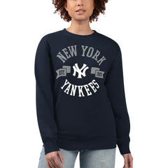 New York Yankees G-III 4Her by Carl Banks Women's Team Logo Fleece Pullover Sweatshirt | MLB New