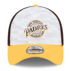 San Diego Padres New Era 2025 MLB Clubhouse 39THIRTY Flex Hat | MLB Sale