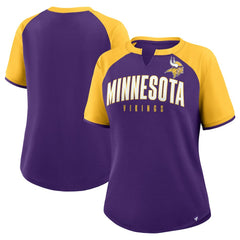 Minnesota Vikings Fanatics Women's Height Advantage T-Shirt