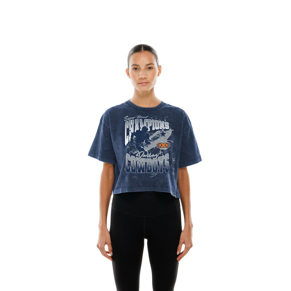 Dallas Cowboys New Era Women's Cropped Boxy Sport Classics Mineral Wash T-Shirt