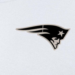 New England Patriots Antigua Women's Victory Pullover Sweatshirt