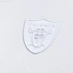 Las Vegas Raiders Antigua Women's Victory Crew Pullover Sweatshirt