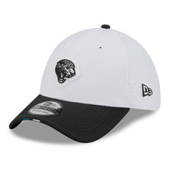 Jacksonville Jaguars New Era 2025 NFL Training Camp Throwback Logo 39THIRTY Flex Hat