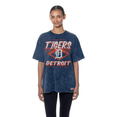 Detroit Tigers New Era Women's Mineral Wash Oversized T-Shirt | MLB Discount