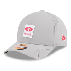 San Francisco 49ers New Era 2025 Sideline M-Crown 9FORTY Adjustable Hat