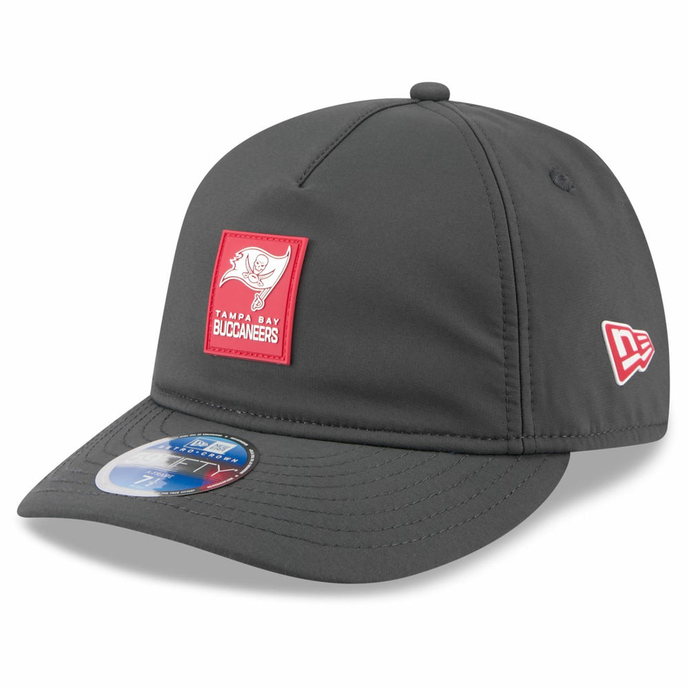 Tampa Bay Buccaneers New Era 2025 Sideline Cold Weather Retro Crown 59FIFTY Fitted Hat