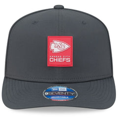 Kansas City Chiefs New Era 2025 Sideline Cold Weather 9SEVENTY Adjustable Hat