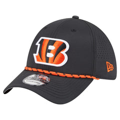 Cincinnati Bengals New Era Perforated 39THIRTY Flex Hat