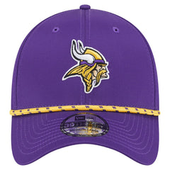 Minnesota Vikings New Era Perforated 39THIRTY Flex Hat