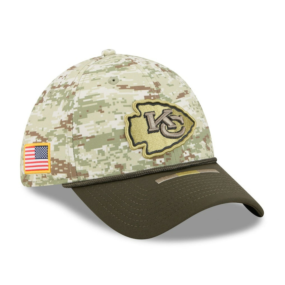 Kansas City Chiefs New Era 2025 Salute to Service 39THIRTY Flex Hat