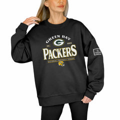 Green Bay Packers Gameday Couture Women's Oversized Players Only Black Label Pullover Sweatshirt