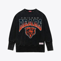 Chicago Bears Mitchell & Ness Women's Delineate Mineral Wash Crewneck Sweatshirt