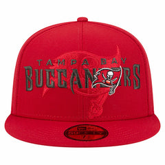 Tampa Bay Buccaneers New Era Overlap Wordmark 59FIFTY Fitted Hat