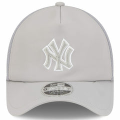 New York Yankees New Era 2026 Batting Practice Apex 9FORTY Adjustable Trucker Hat | MLB On Sale