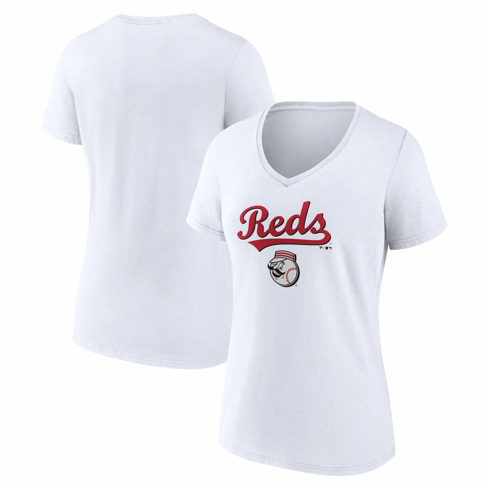 Cincinnati Reds Women's Team Lockup V-Neck T-Shirt | MLB Discount