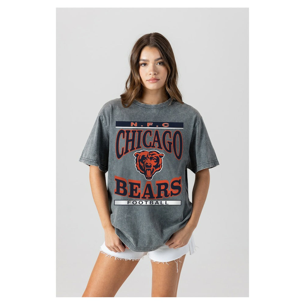 Chicago Bears Gameday Couture Women's Oversized Classic Grind Washed T-Shirt