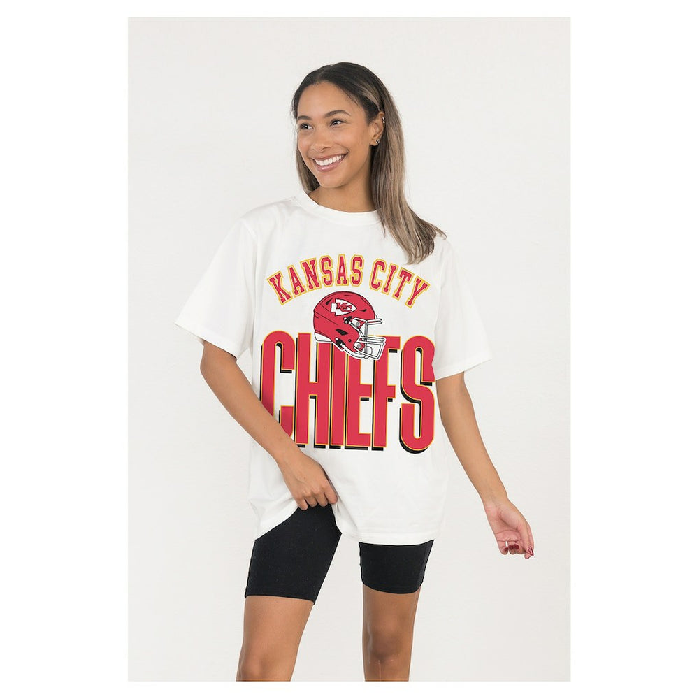 Kansas City Chiefs Gameday Couture Women's Oversized Classic Fierce Focus T-Shirt
