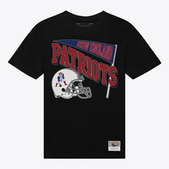 New England Patriots Mitchell & Ness Women's Team Dynamic Boyfriend T-Shirt