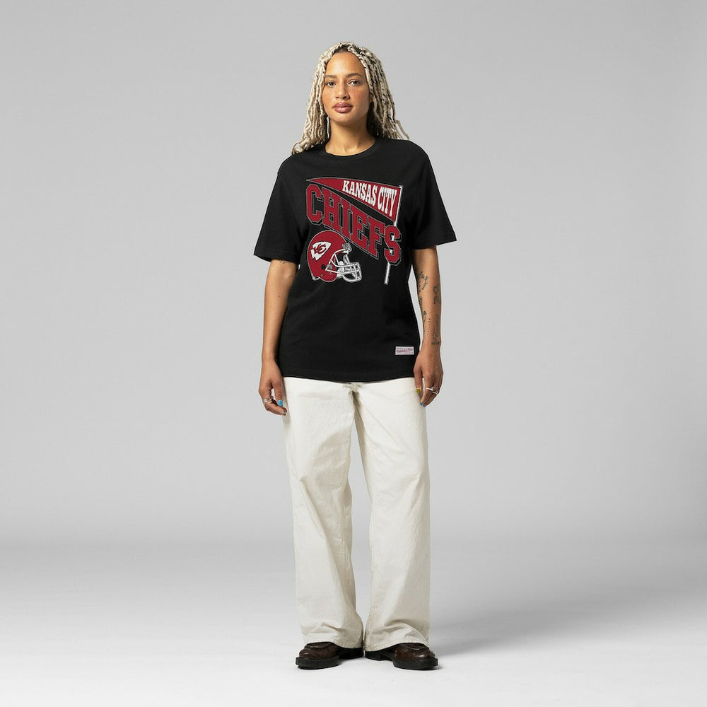 Kansas City Chiefs Mitchell & Ness Women's Team Dynamic Boyfriend T-Shirt