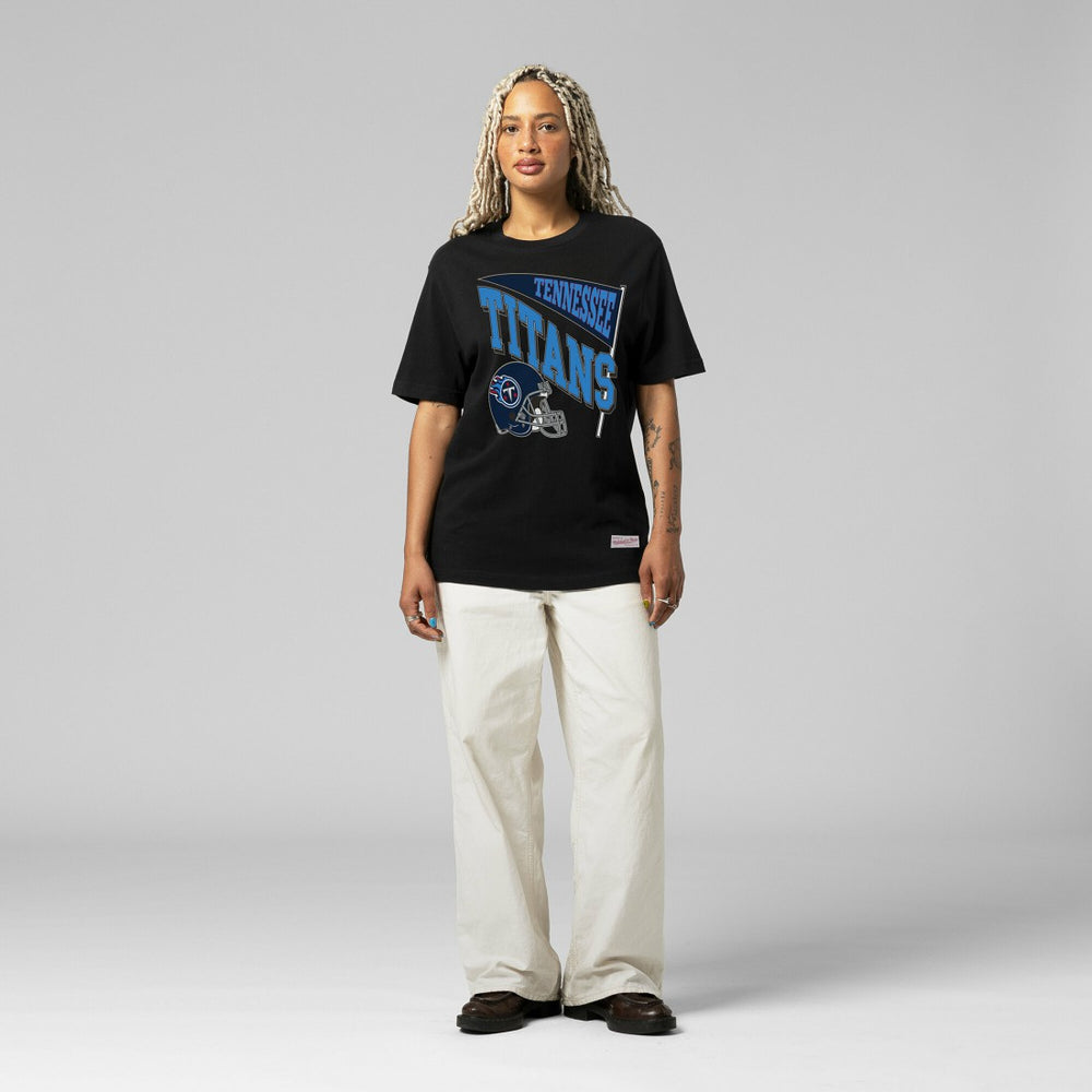 Tennessee Titans Mitchell & Ness Women's Team Dynamic Boyfriend T-Shirt
