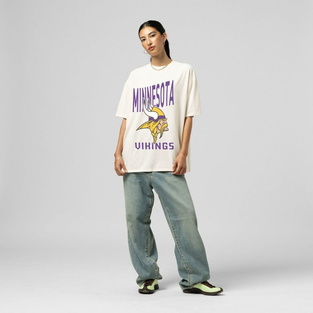 Minnesota Vikings Mitchell & Ness Women's Logo Rise Boyfriend T-Shirt