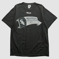 Chicago White Sox Lee Apparel 2005 T-Shirt | MLB US