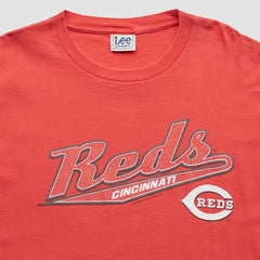 Cincinnati Reds Lee Apparel 2000s T-Shirt | MLB Outlet
