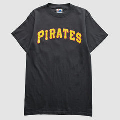 Pittsburgh Pirates Majestic 2000s T-Shirt | MLB Discount