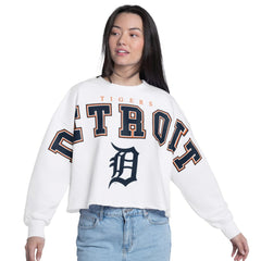 Detroit Tigers G-III 4Her by Carl Banks Women's Bleachers Cropped Pullover Sweatshirt | MLB Outlet
