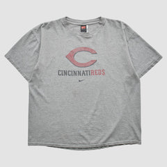 Cincinnati Reds Nike 2000s T-shirt | MLB Shop