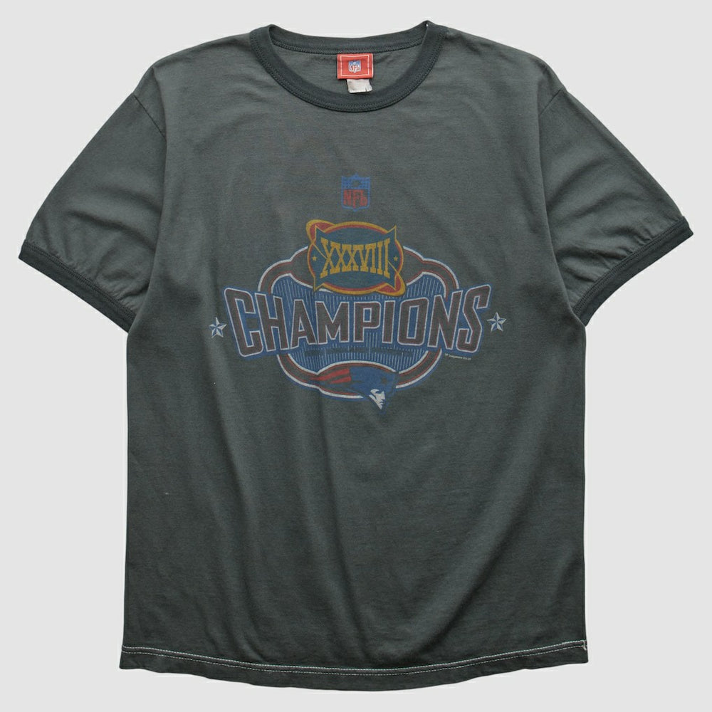 New England Patriots Fanatics NFL 2004 T-shirt