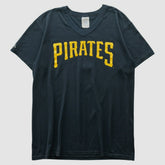 Pittsburgh Pirates Majestic 2000s T-shirt | MLB For sale