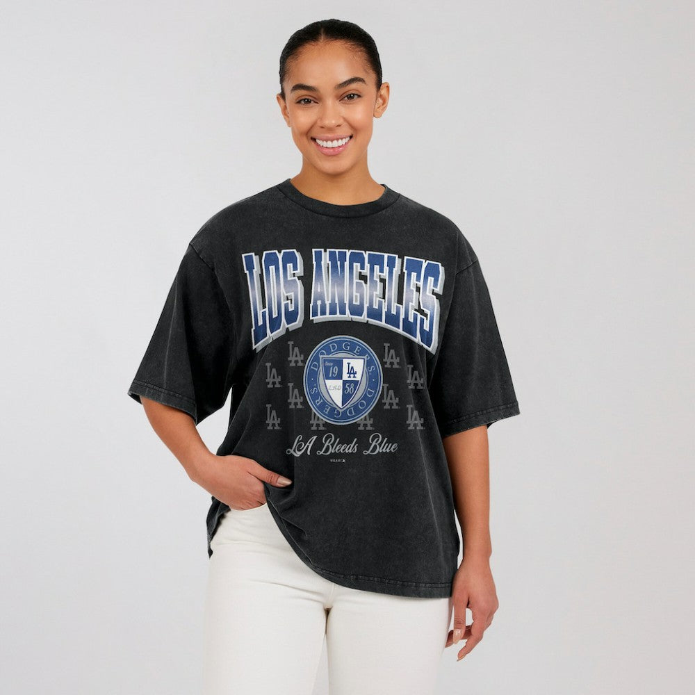 Los Angeles Dodgers WEAR by Erin Andrews Women's Oversized Boyfriend T-Shirt | MLB Sale