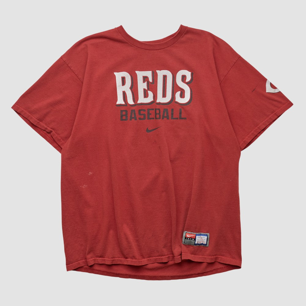 Cincinnati Reds Nike 2000s T-shirt | MLB Discount
