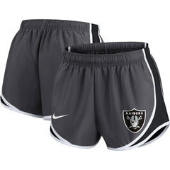 Las Vegas Raiders Nike Women's Plus Size Logo Performance Tempo Shorts