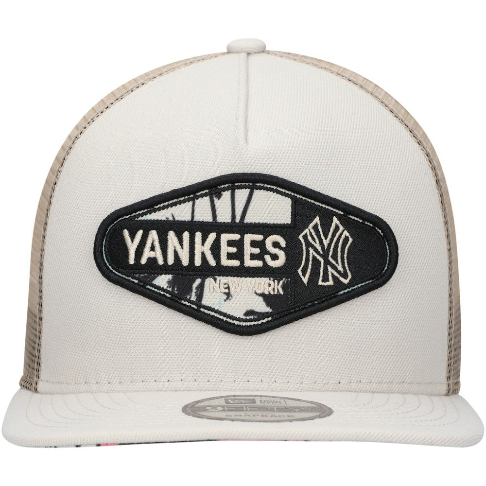 New York Yankees New Era Retro Beachin' Patch A-Frame Trucker 9FIFTY Snapback Hat | MLB New