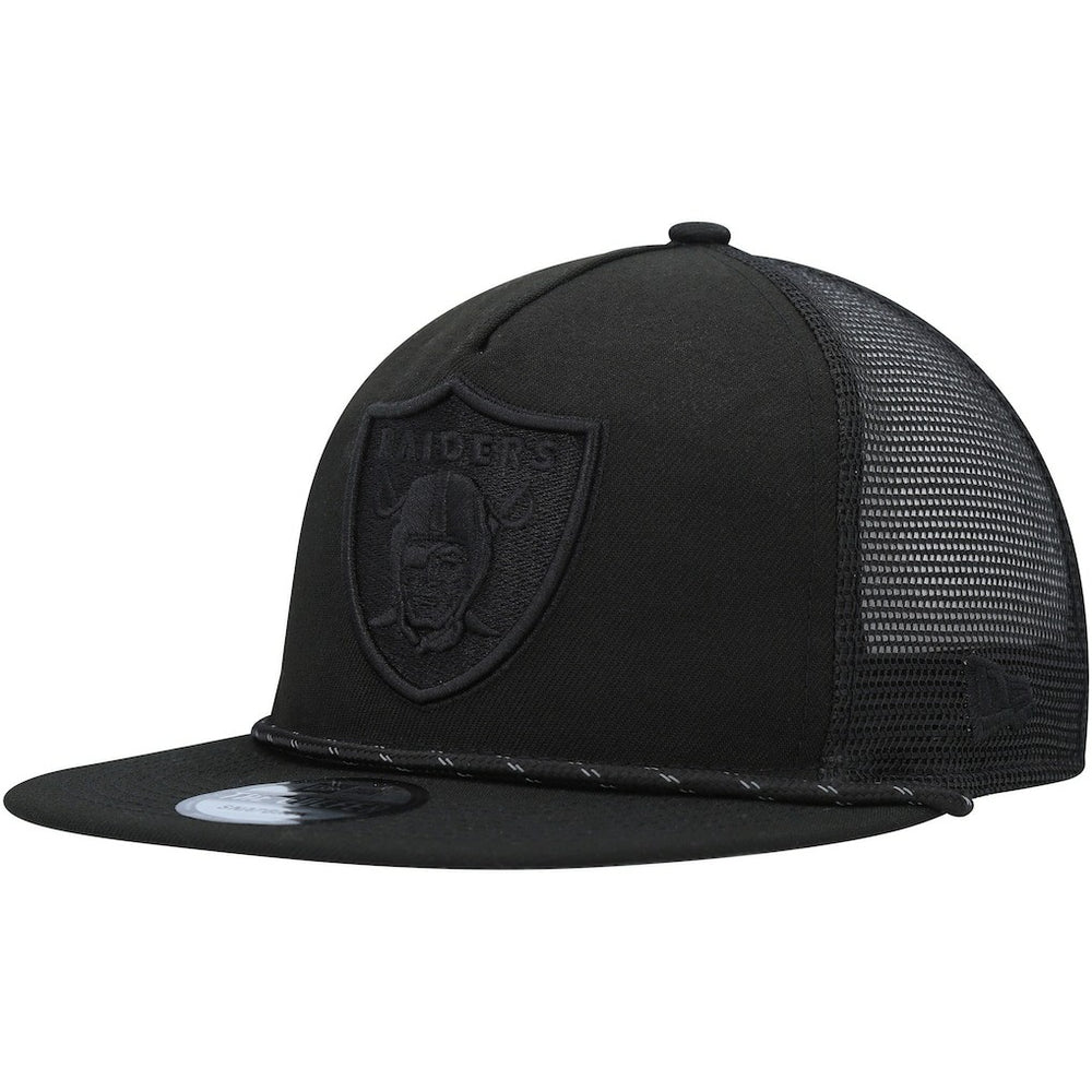 Las Vegas Raiders New Era Illumination Golfer Snapback Trucker Hat