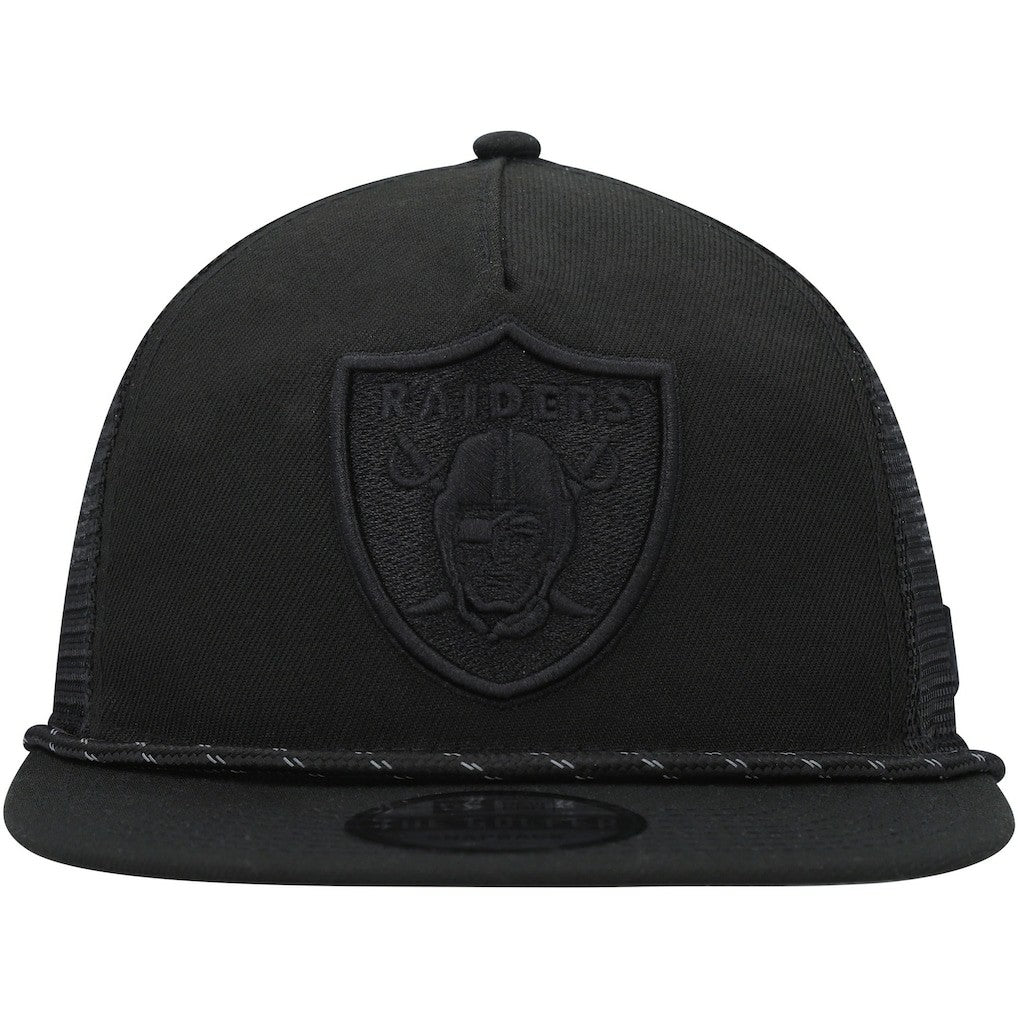 Las Vegas Raiders New Era Illumination Golfer Snapback Trucker Hat