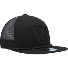 Las Vegas Raiders New Era Illumination Golfer Snapback Trucker Hat