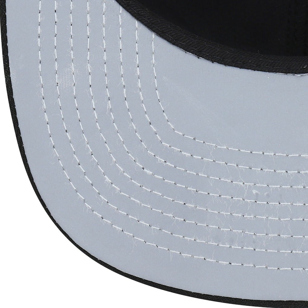 Las Vegas Raiders New Era Illumination Golfer Snapback Trucker Hat