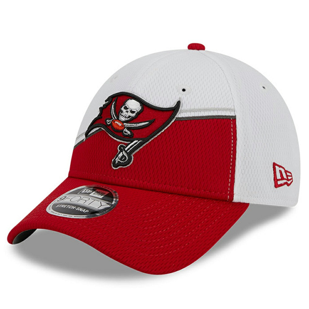Tampa Bay Buccaneers New Era 2023 Sideline 9FORTY Adjustable Hat