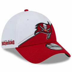 Tampa Bay Buccaneers New Era 2023 Sideline 39THIRTY Flex Hat